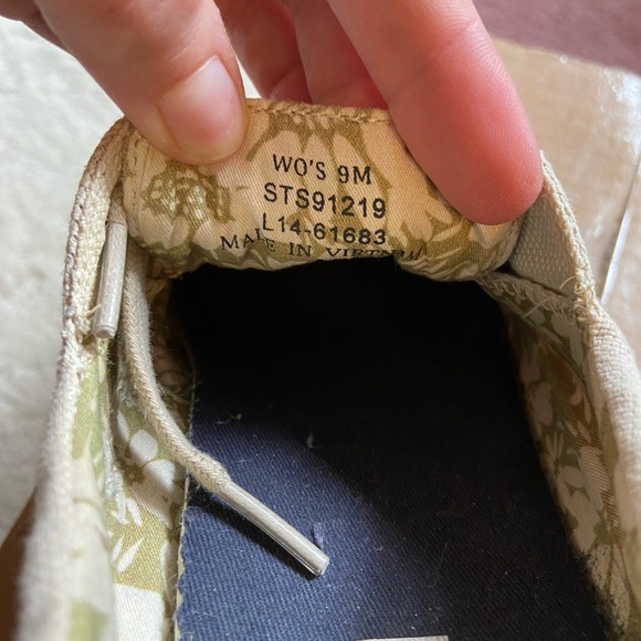 Sperry Size 9 boat shoes - Picture 4 of 4